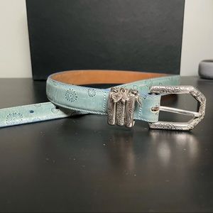 Brighton 💙 blue teal floral leather belt w/ charm